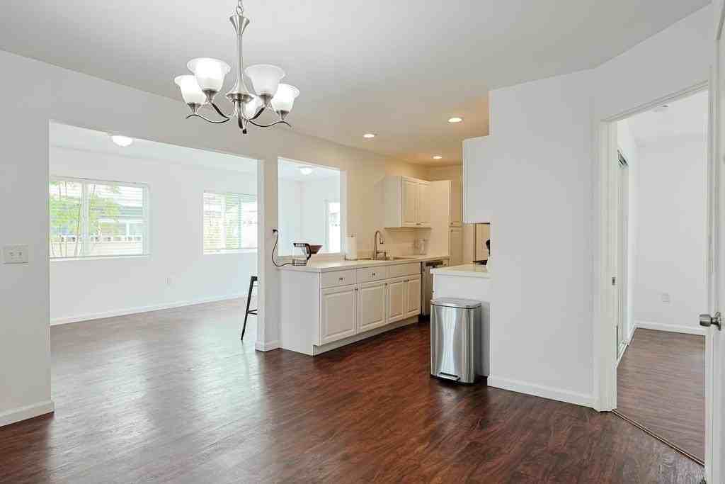 3772 Clavelita St - Photo 7 of 26