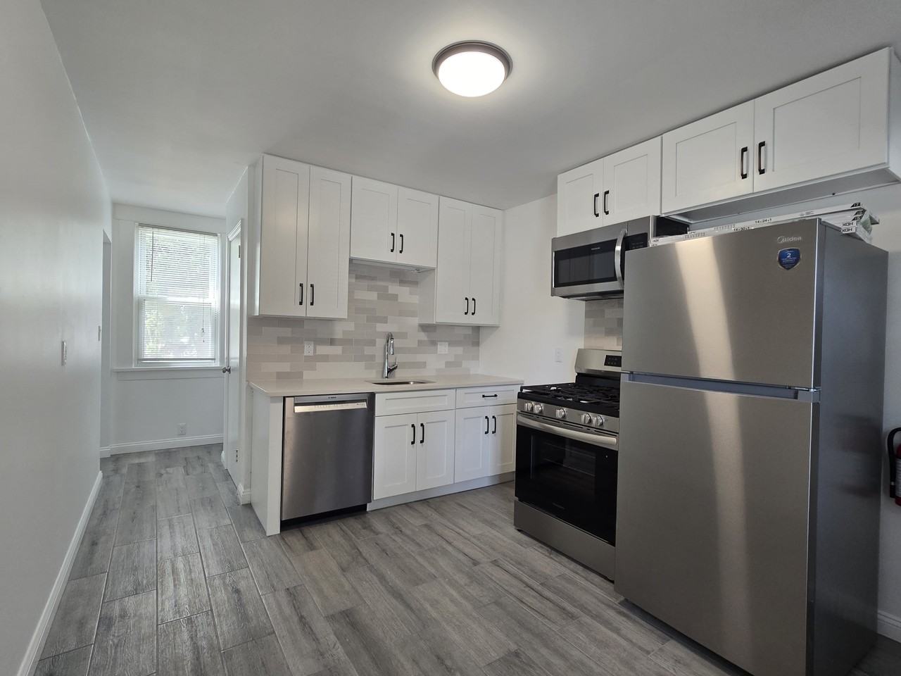 128 Newark Pompton Tpke 1st Fl - Photo 3 of 12