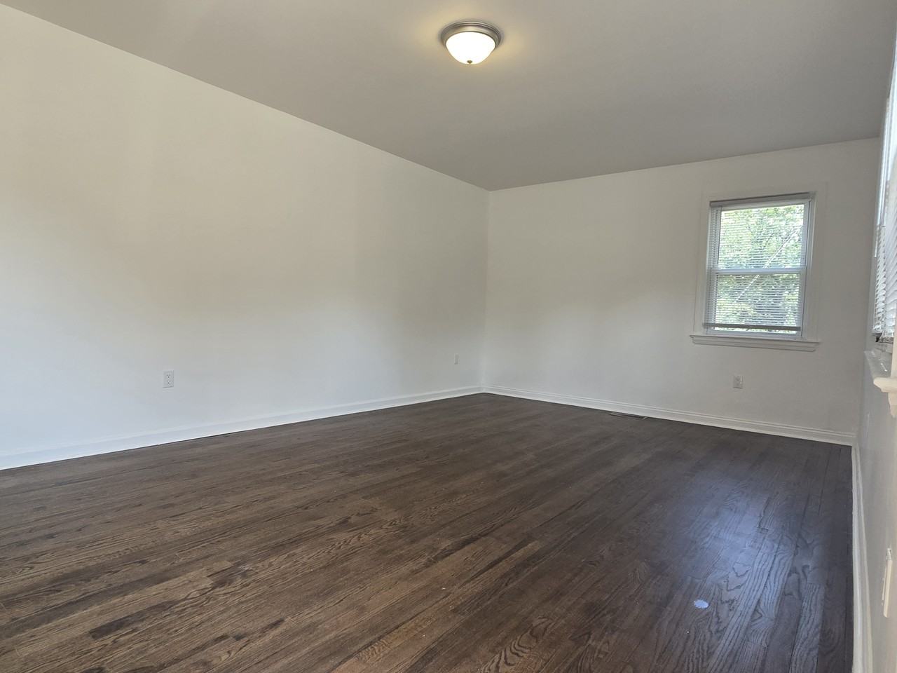 128 Newark Pompton Tpke 1st Fl - Photo 5 of 12