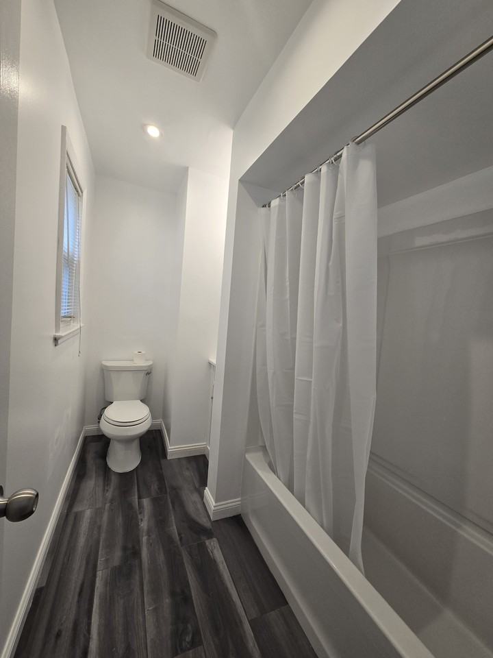 128 Newark Pompton Tpke 1st Fl - Photo 7 of 12