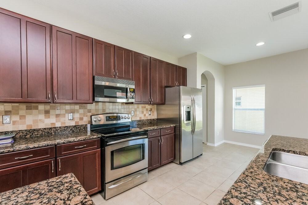 1807 Bonita Bluff Ct - Photo 7 of 16