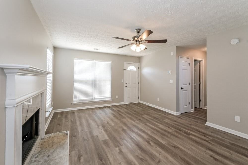 150 N Greenfield Cir - Photo 6 of 17