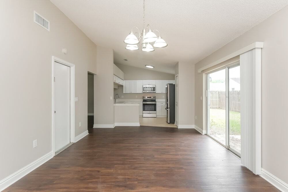 1812 Rudder Dr - Photo 6 of 16