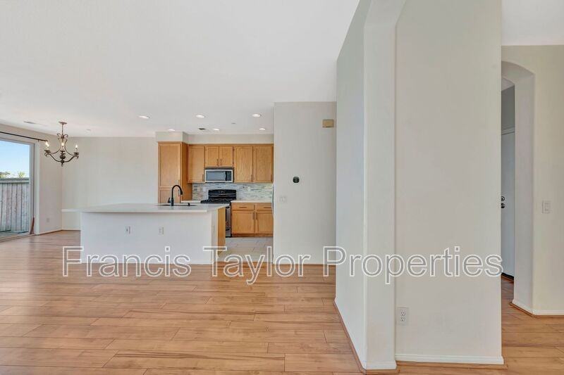 148 Elora Ln - Photo 3 of 20