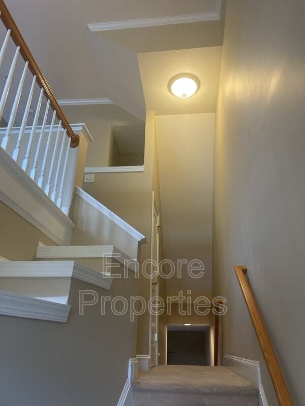 3005 Imperial Oaks Dr - Photo 2 of 17