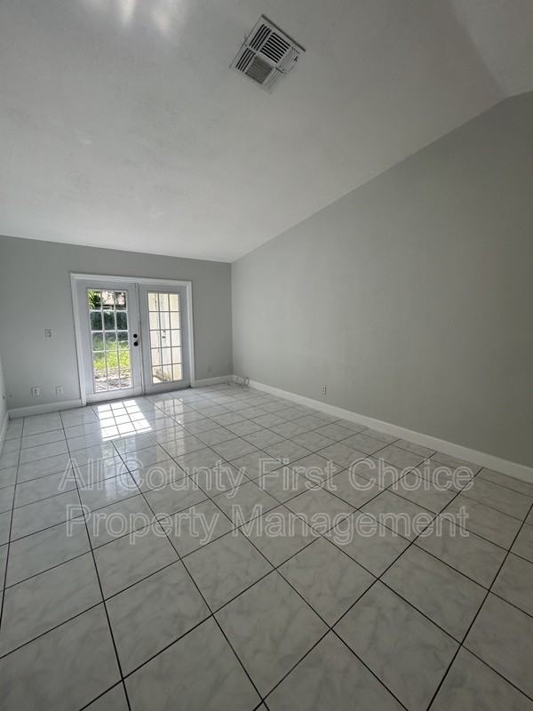 3621 35th St N - Photo 6 of 20