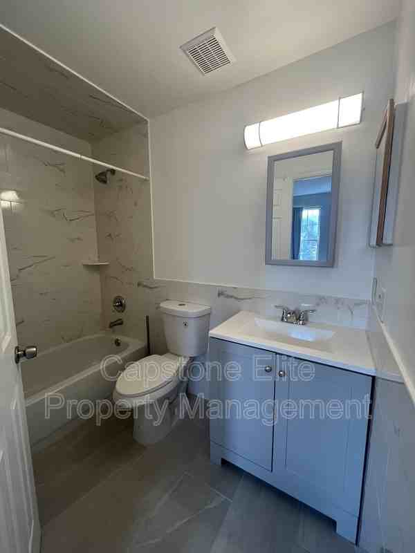 20 Ashby Ln - Photo 7 of 15