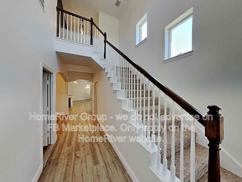 8818 Tyler Dr - Photo 2 of 28