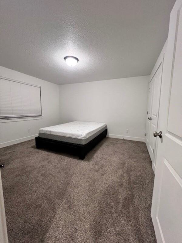 200 Ws #36 - Photo 4 of 9