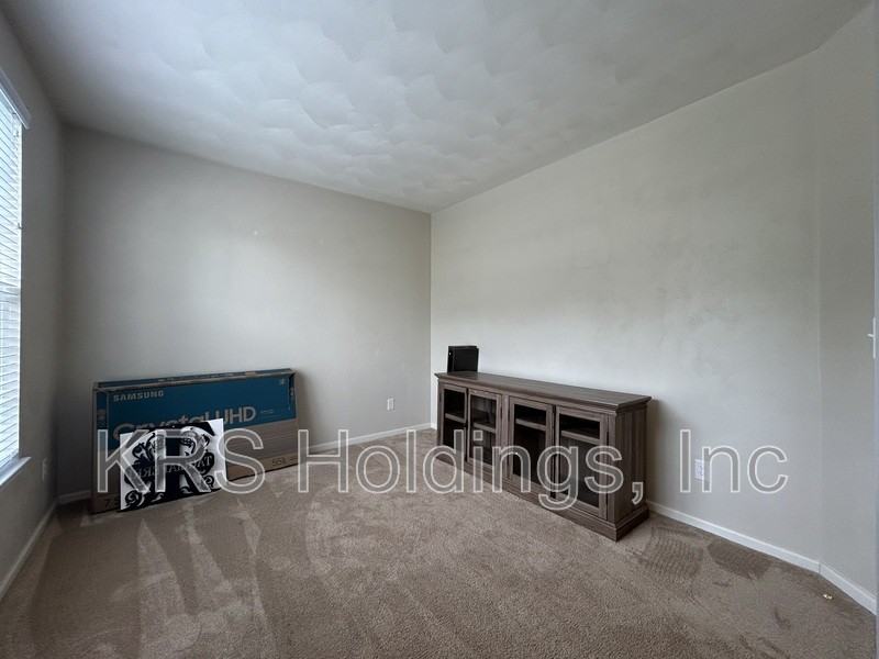 2214 Ships Xing - Photo 2 of 22