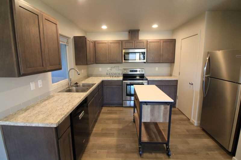 605 S Cedar Ave - Photo 3 of 11