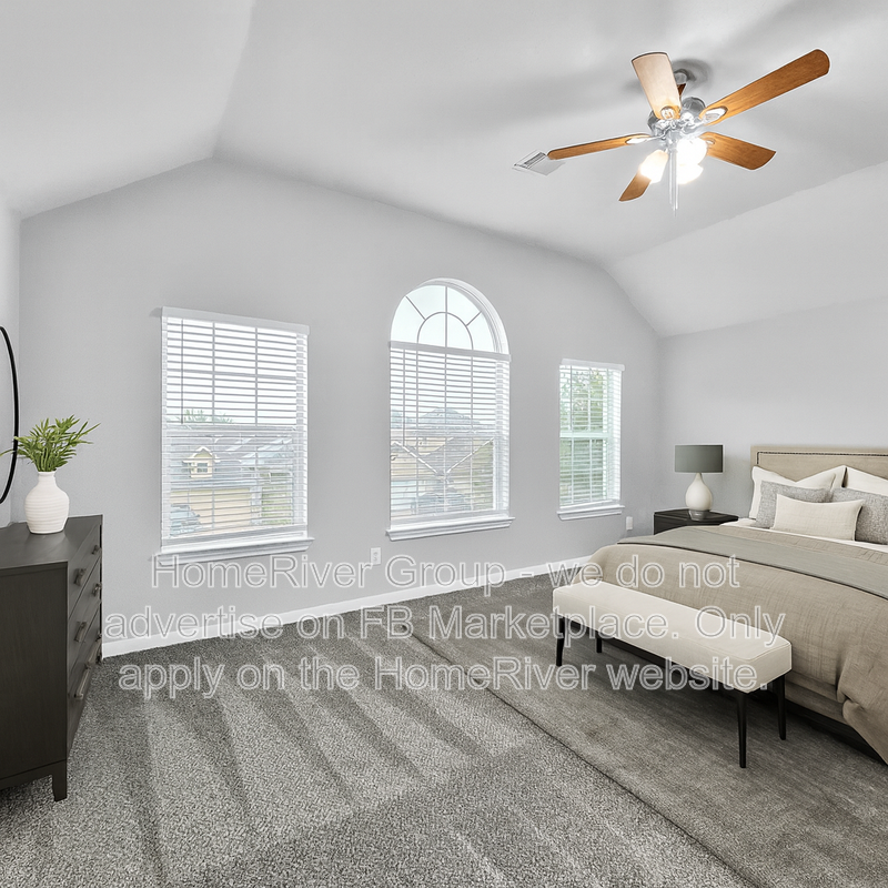 835 Forest Ivy Ln - Photo 4 of 28