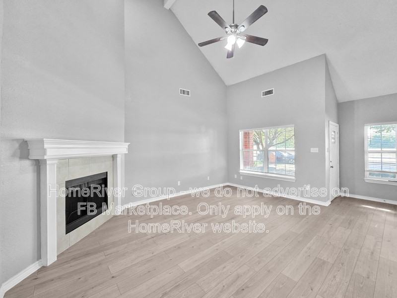 124 Clear Creek Dr - Photo 2 of 25