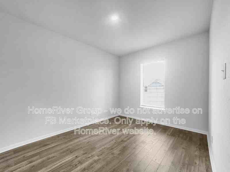 7622 Thrips Ln - Photo 4 of 22