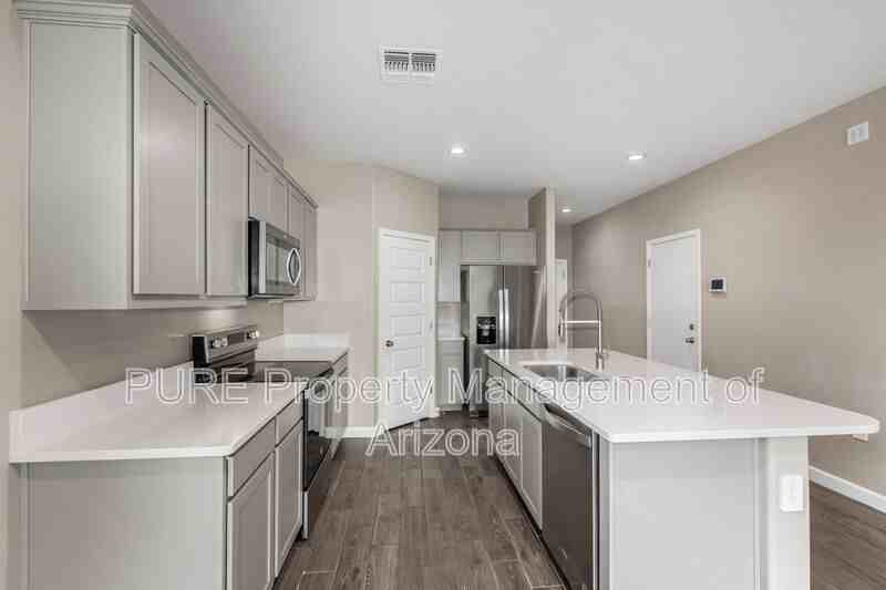 2547 S 242nd Ln - Photo 5 of 16