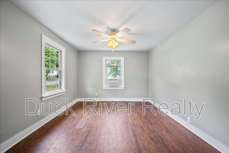 509 Hardwick Ave - Photo 4 of 17