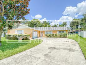 631 Queens Loop N - Photo 1 of 1