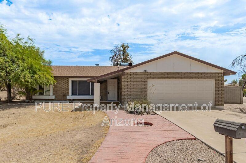 4005 S Mitchell Dr - Photo 2 of 37