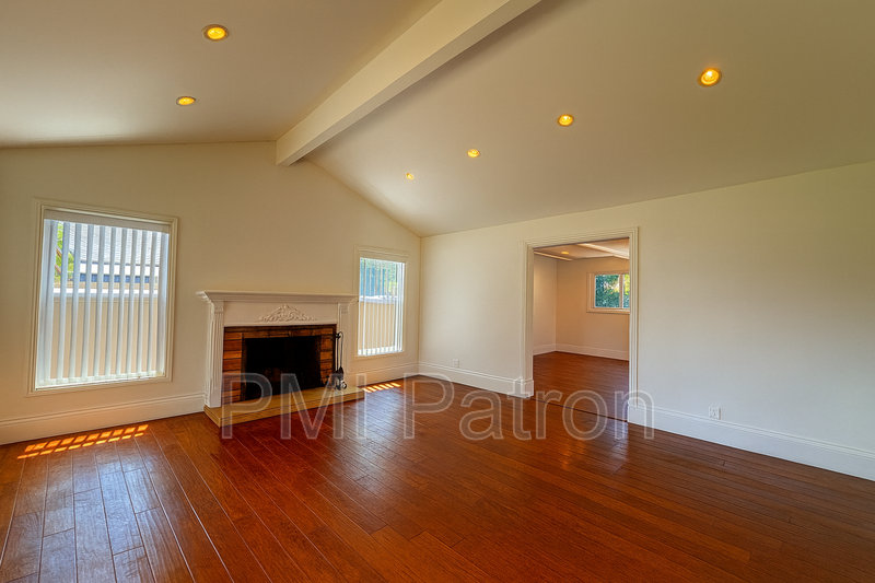 11391 Davenport Rd - Photo 3 of 26