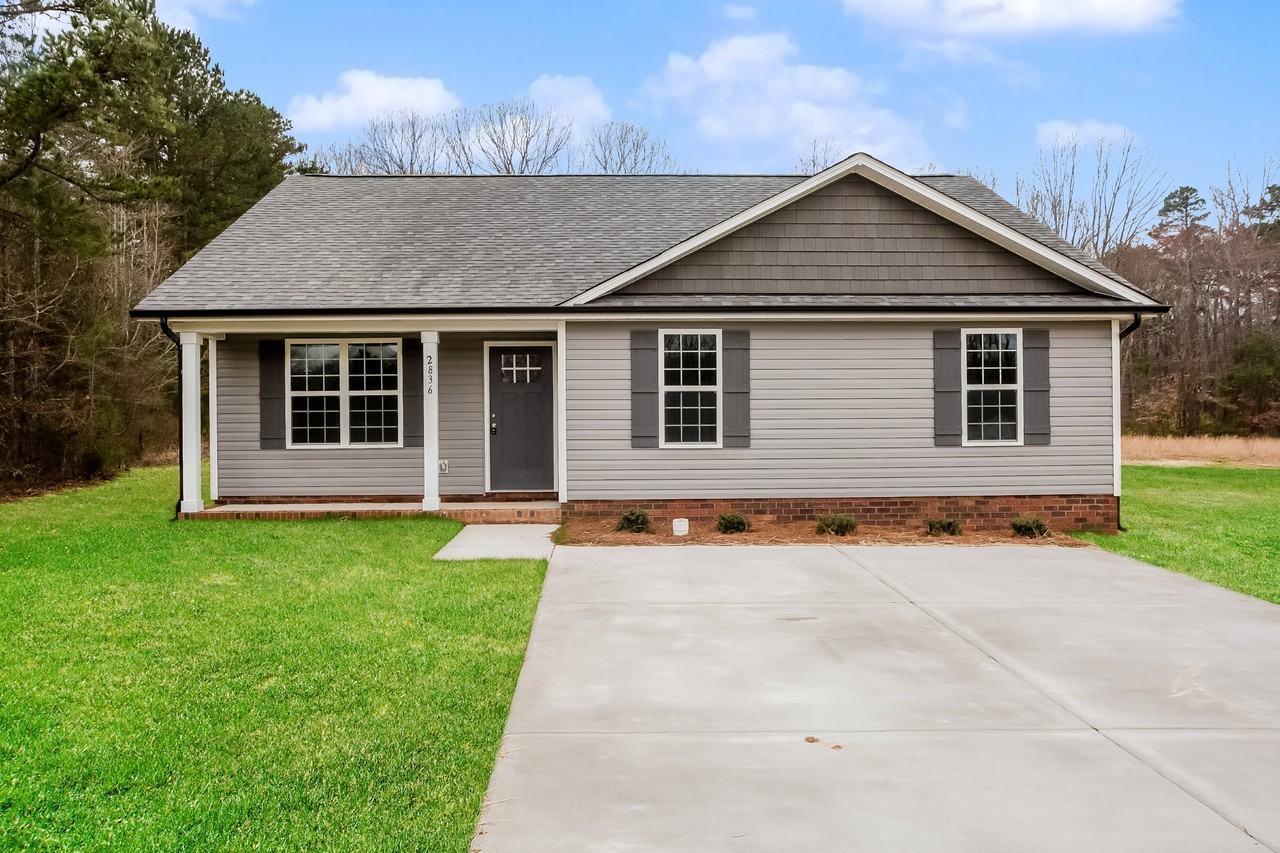 2836 Enon Church Rd - Photo 2 of 17