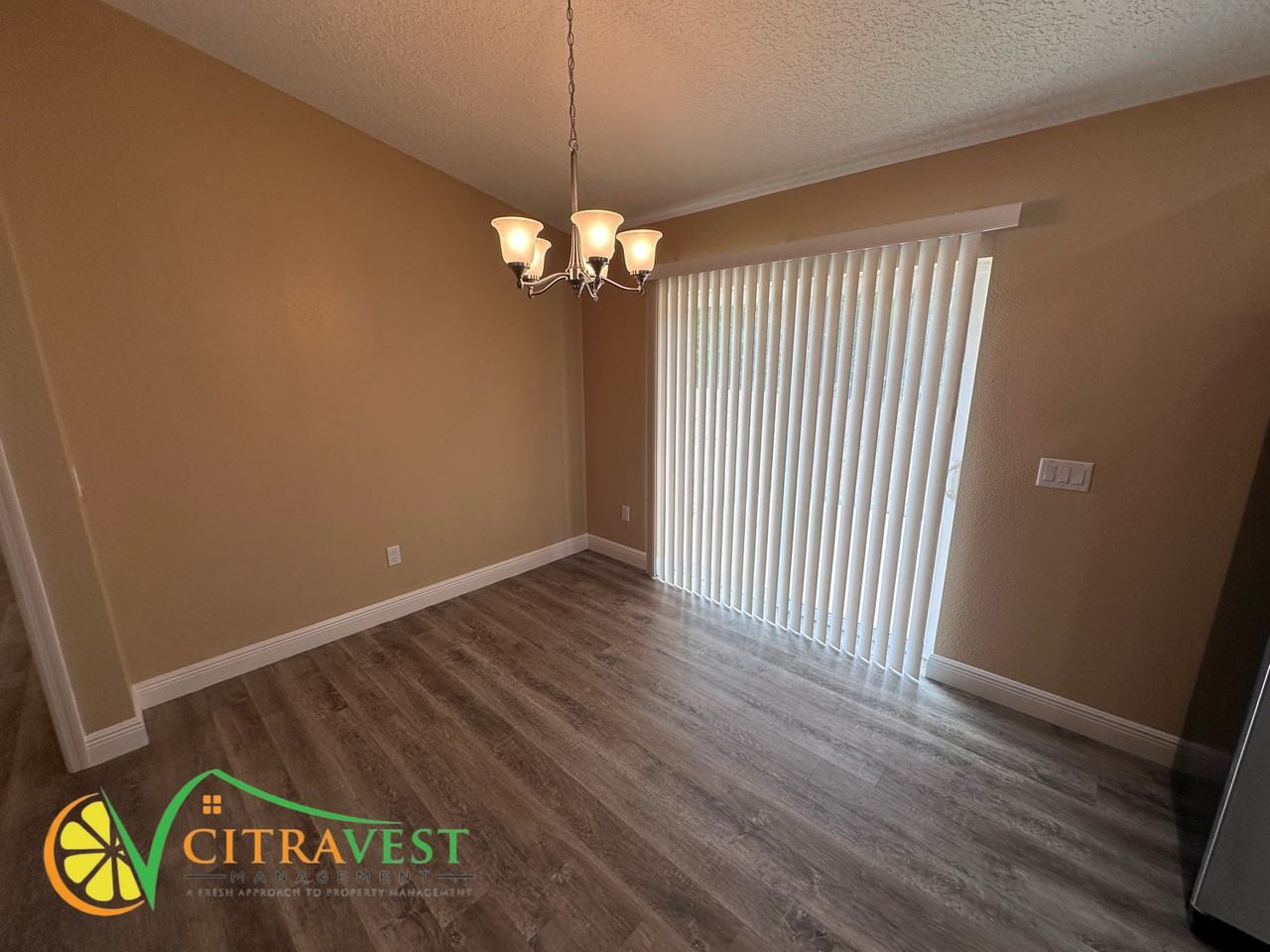 9840 N Santee Ter - Photo 4 of 13