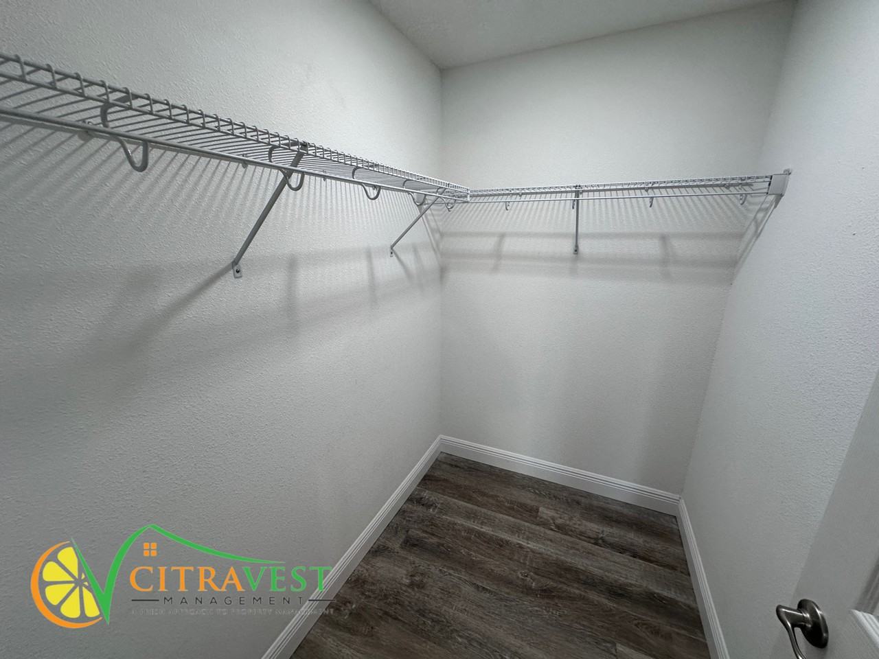 9840 N Santee Ter - Photo 6 of 13