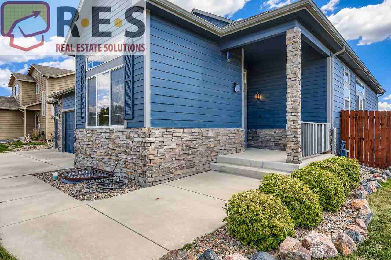 9433 Portmarnock Ct - Photo 3 of 30