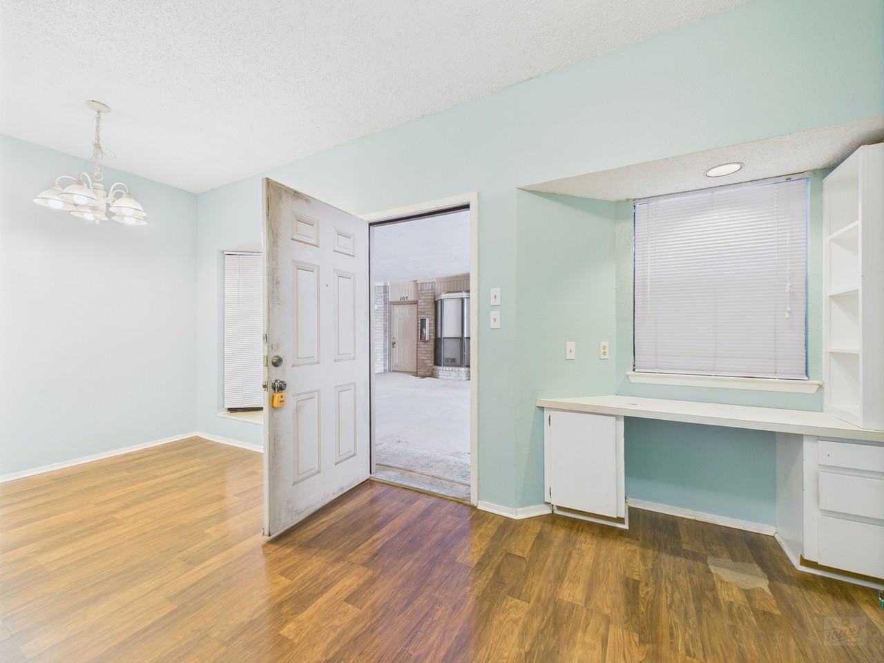 3316 Guadalupe St #220 - Photo 7 of 13