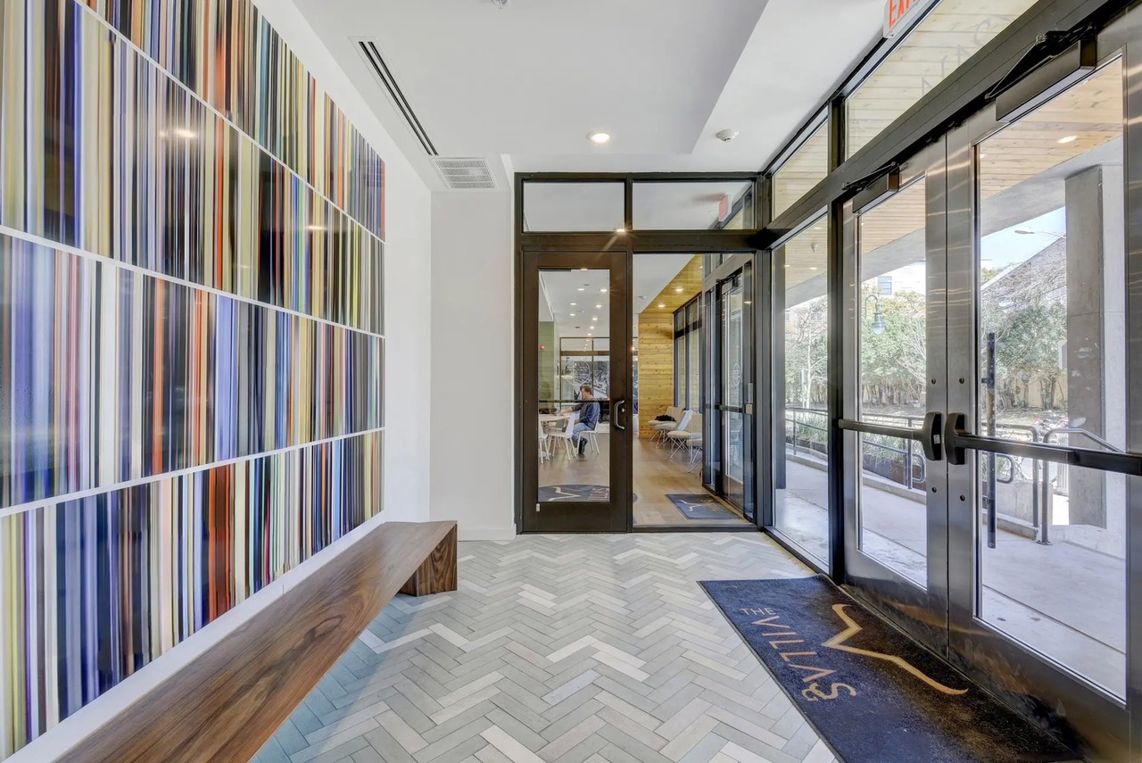 2414 San Gabriel St - Photo 3 of 11