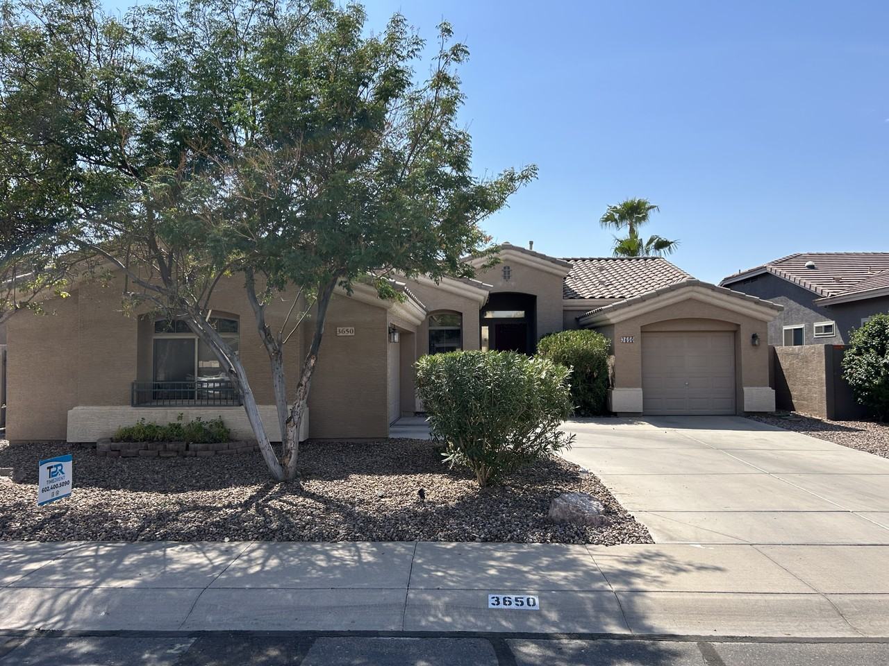 3650 S Tower Ave - Photo 3 of 50