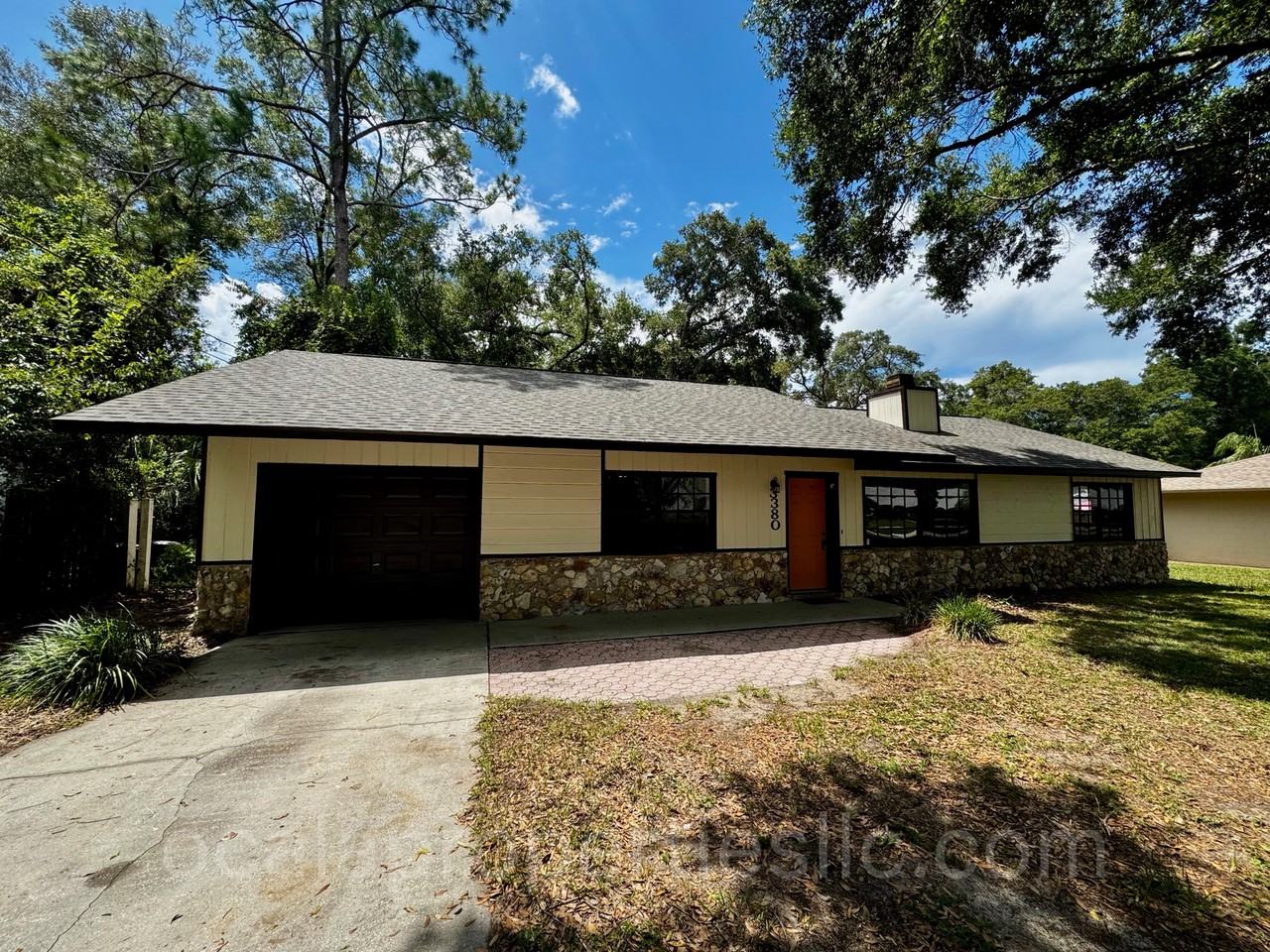 3380 Ne 44th Pl