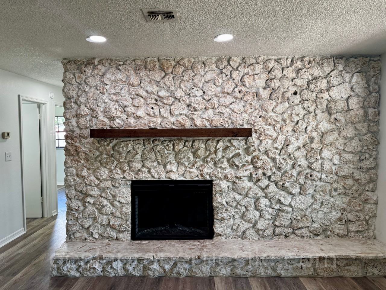 3380 Ne 44th Pl - Photo 4 of 39