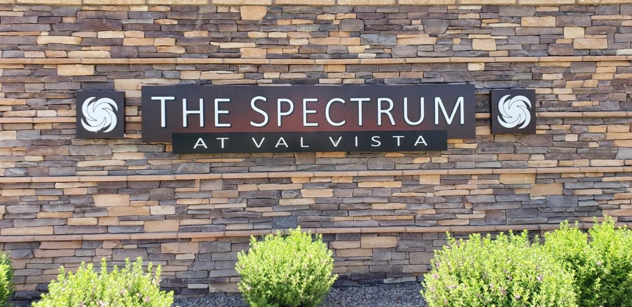 2492 S Sailors Ct - Photo 3 of 17