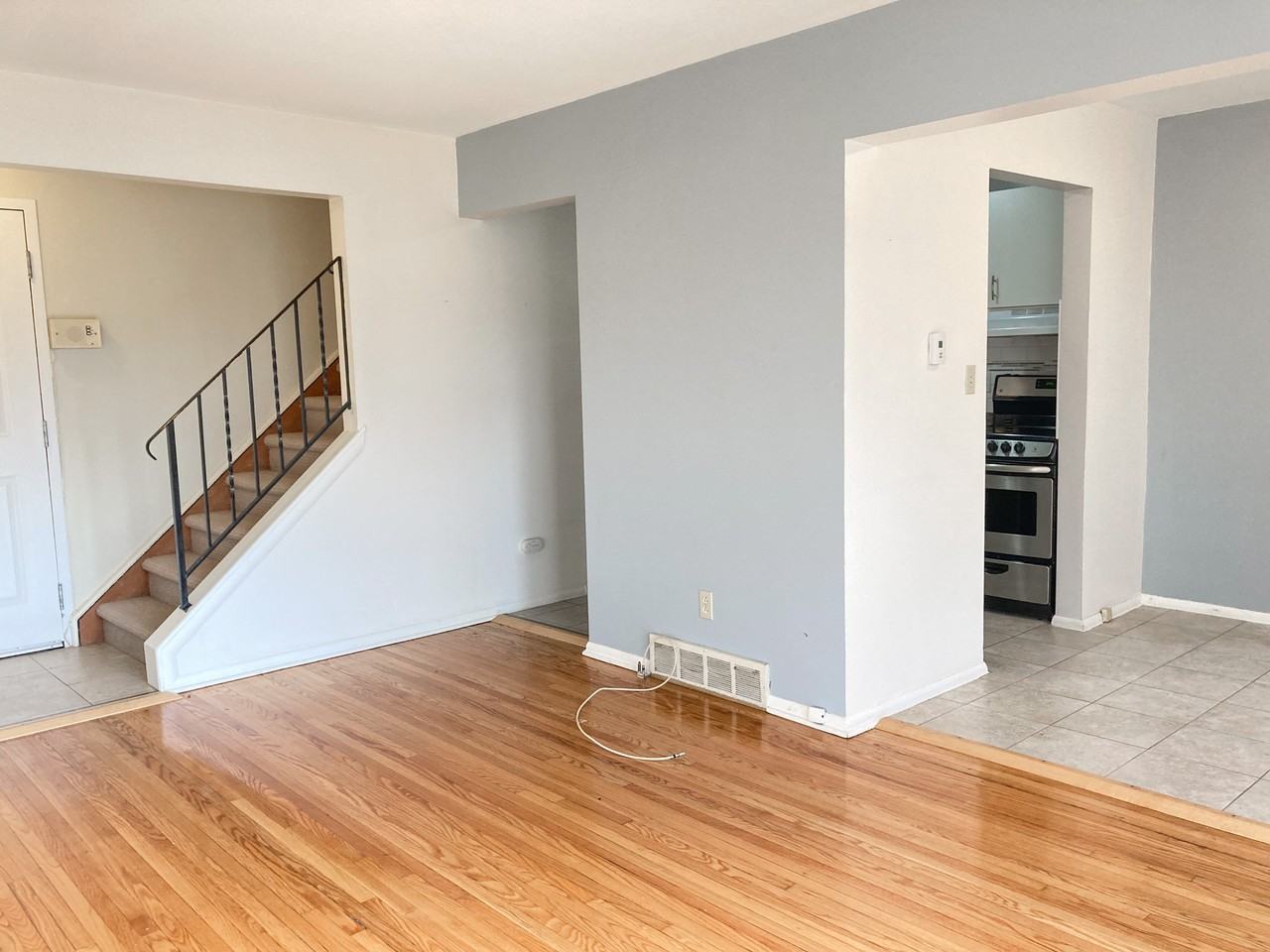 2602 Columbia Crt - Photo 3 of 23