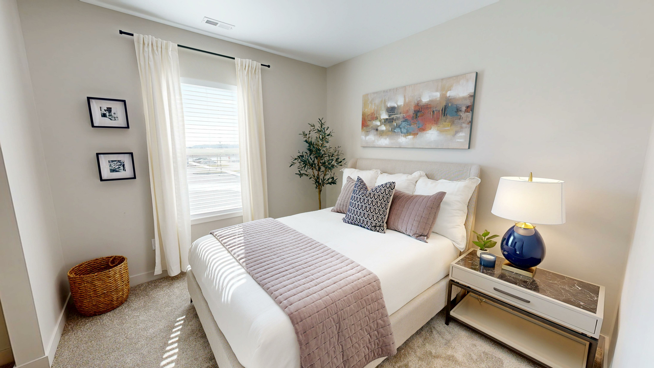 Remington Lake Apartments - Photo 6 of 50