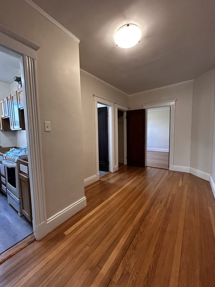 1940 Commonwealth Ave #12