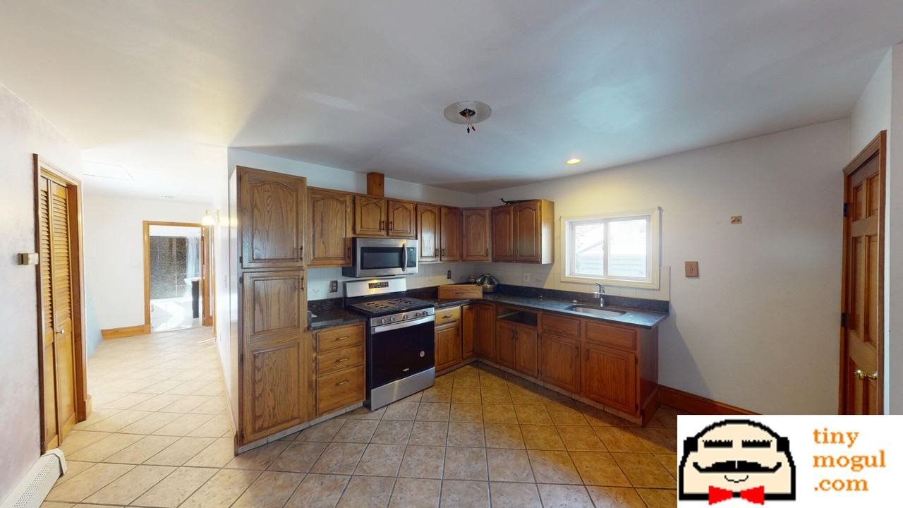 67 Gore St #2F - Photo 4 of 31