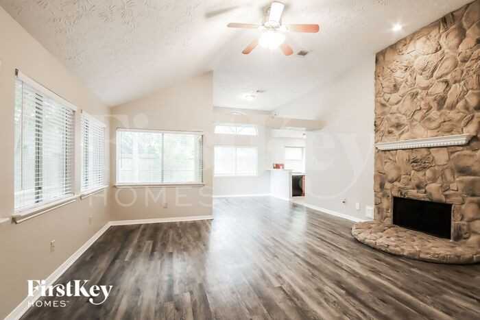 4030 Meadowgold Ln - Photo 2 of 16