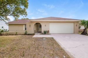 featured image of 7618 Summertree Ln