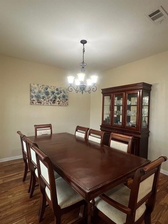 5909 Vineyard Ln - Photo 3 of 21