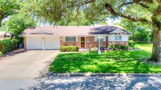 4905 Tracy Dr - Photo 1 of 1