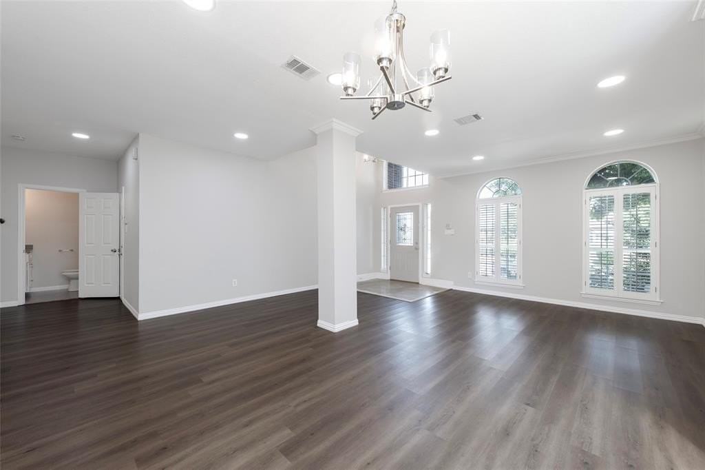 5032 Enclave Ct - Photo 6 of 36