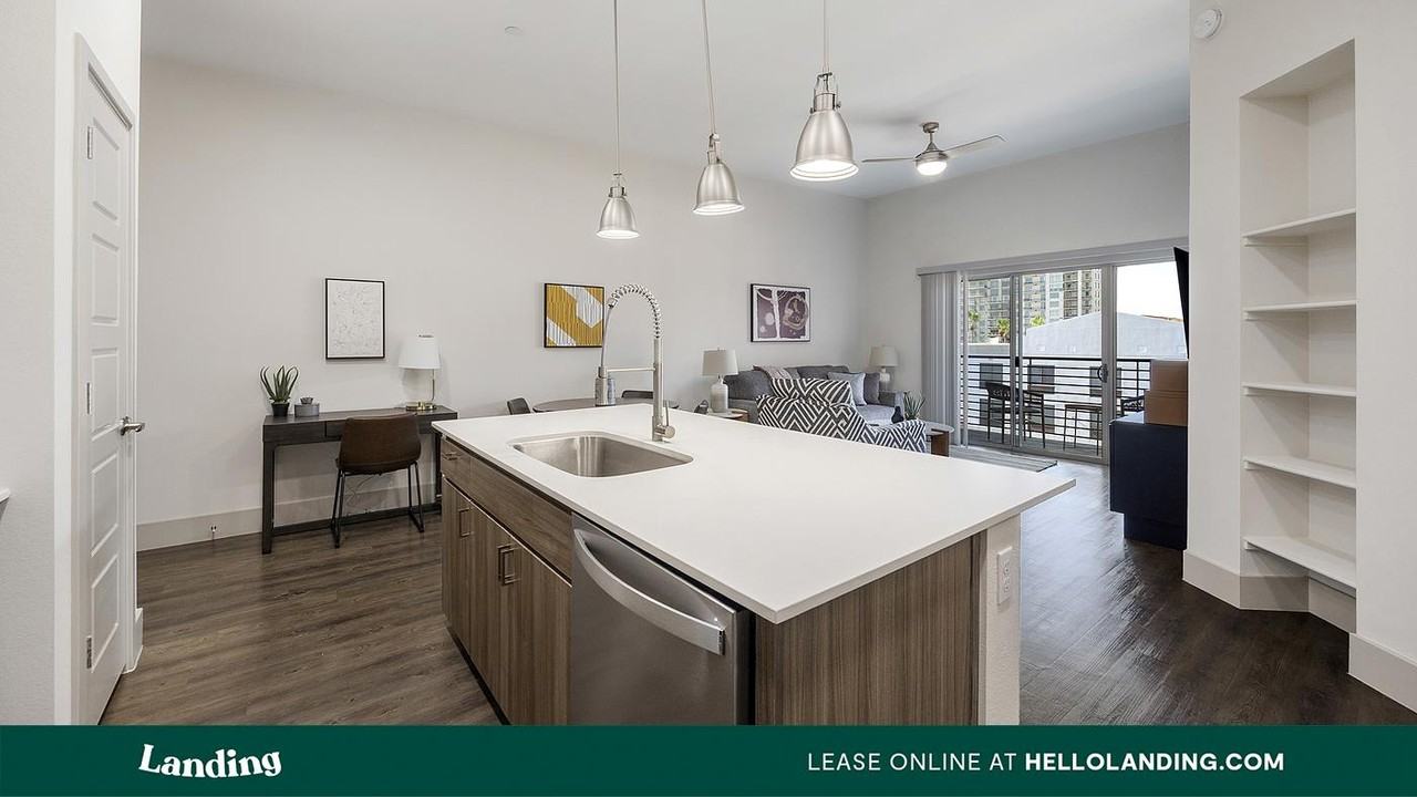 2323 E. Highland Ave - Photo 3 of 50