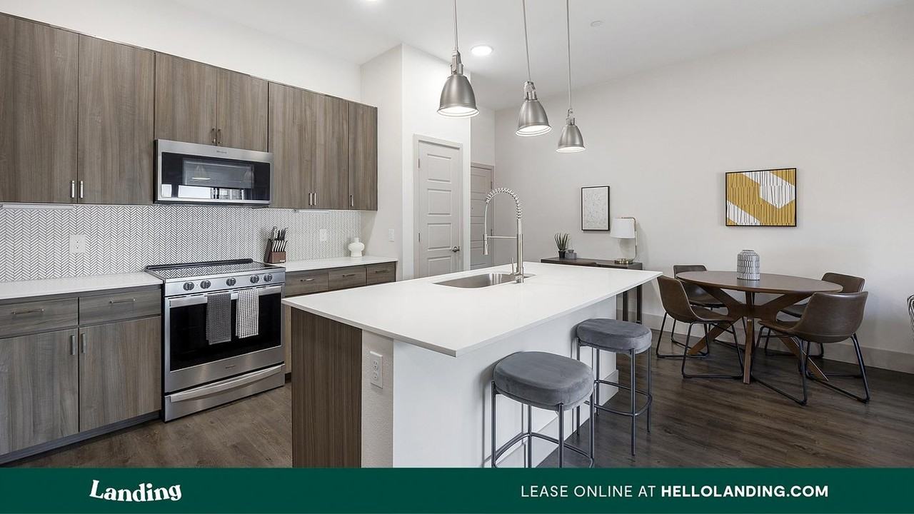 2323 E. Highland Ave - Photo 4 of 50