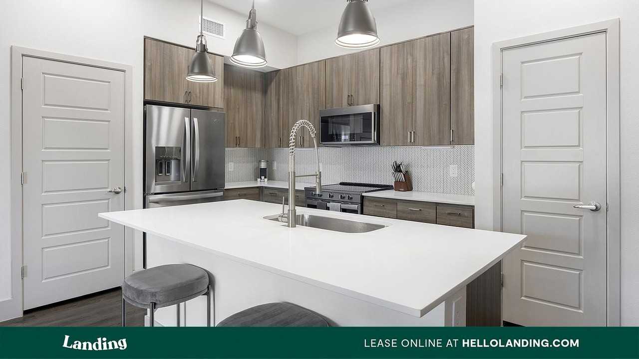 2323 E. Highland Ave - Photo 7 of 50