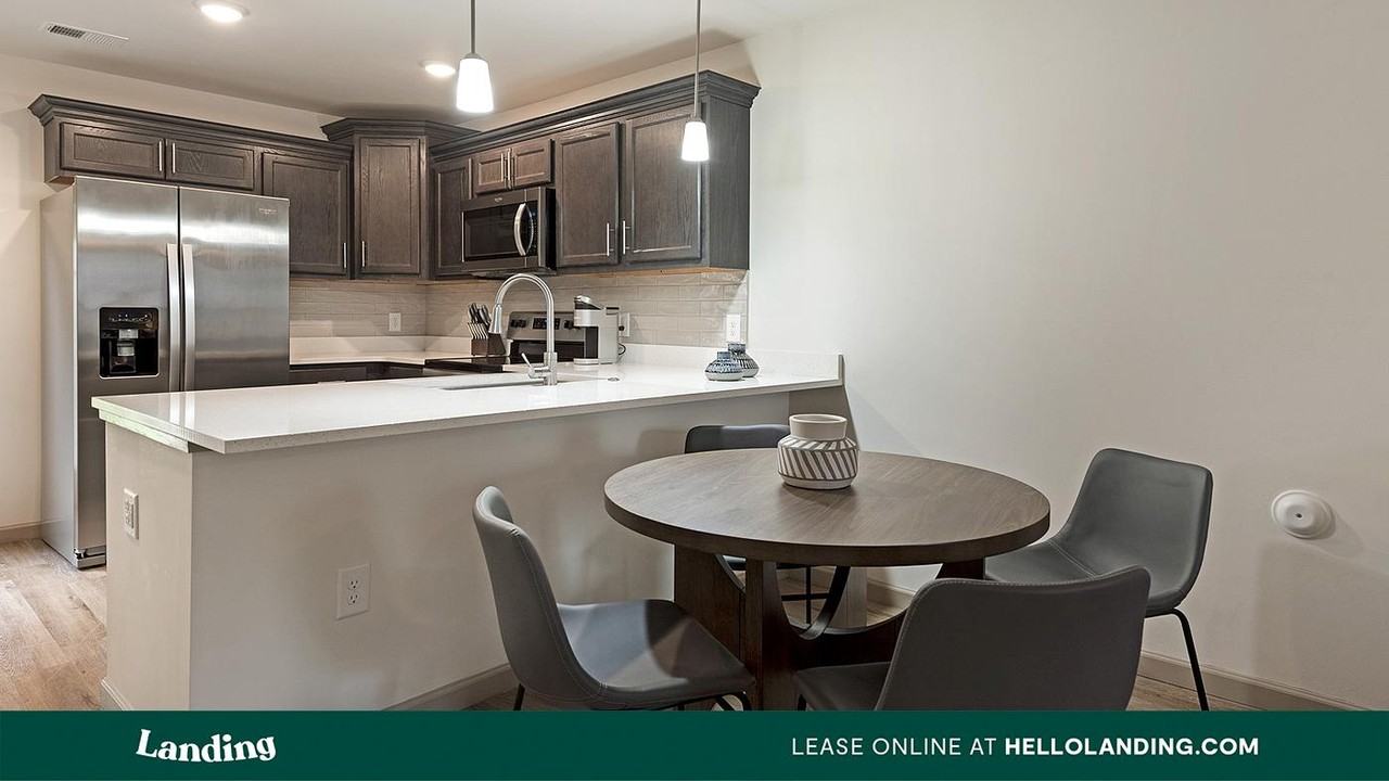 610 Universal Drive - Photo 7 of 50