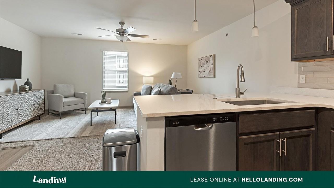 610 Universal Drive - Photo 7 of 50