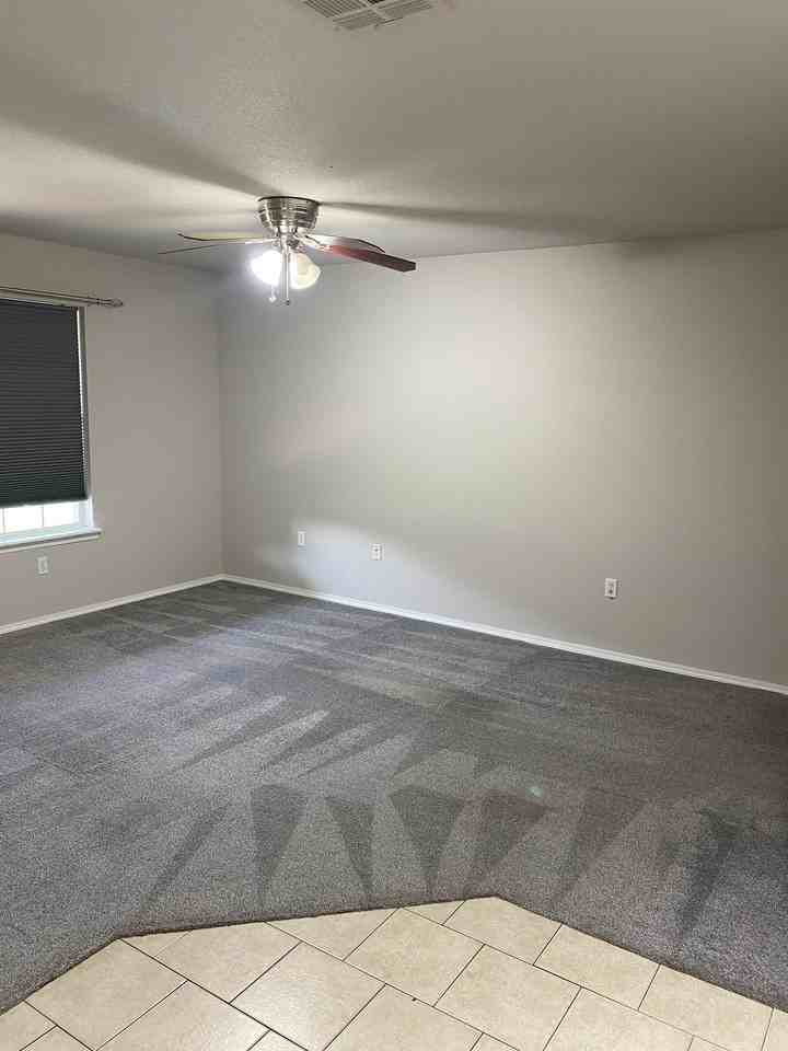 17 W 42nd St - Photo 3 of 12