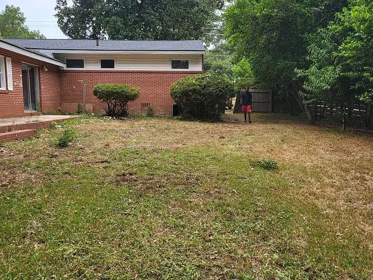 126 Carter Circle #1 - Photo 2 of 39