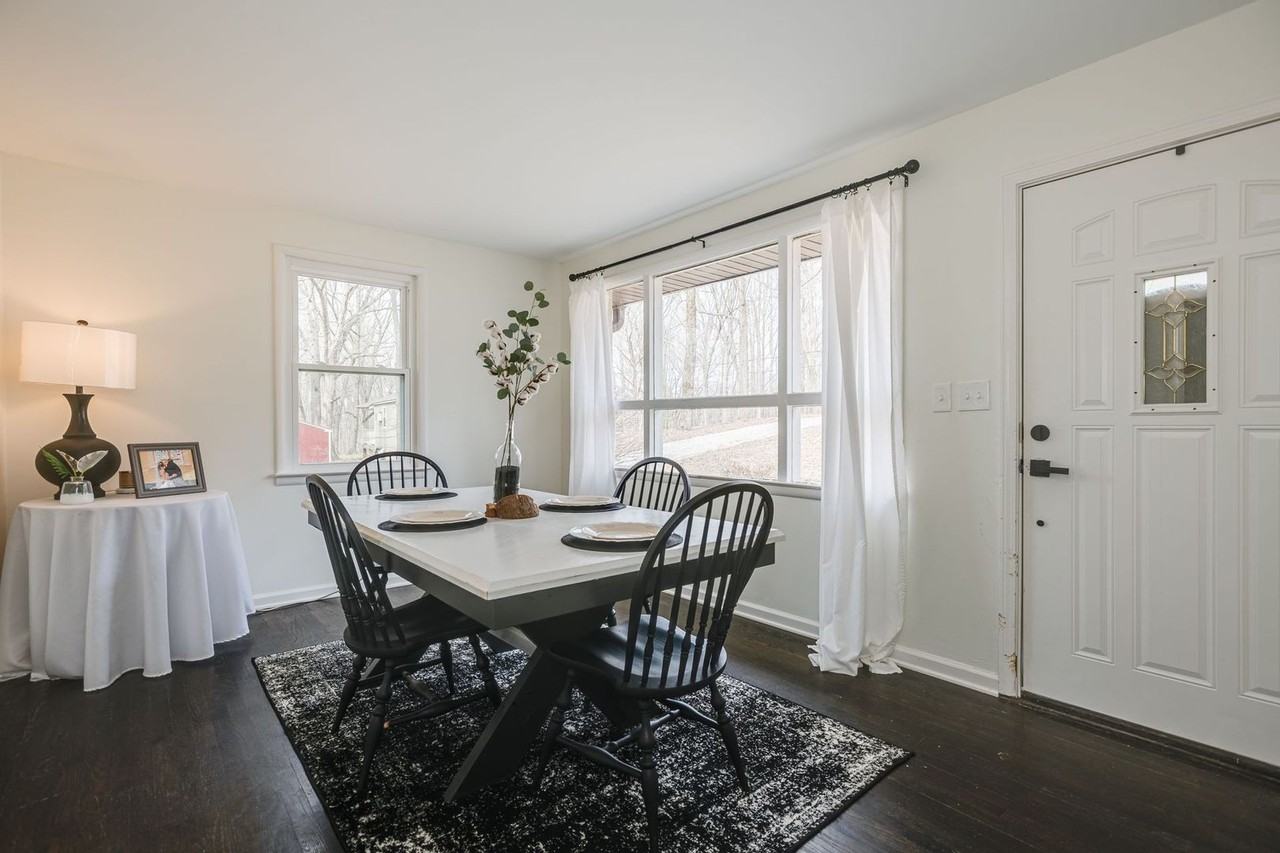 514 Longview Dr - Photo 3 of 37